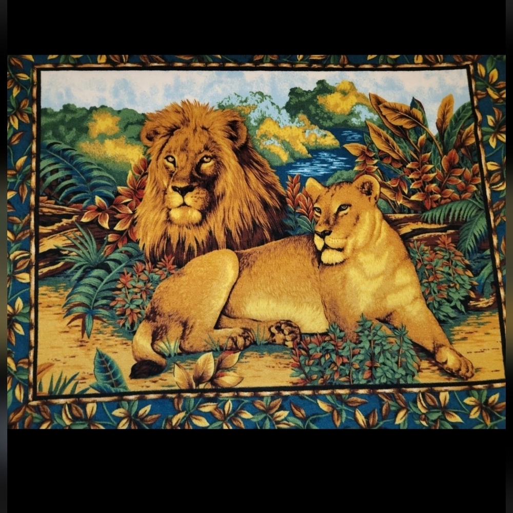 Wildlife Lion and Lioness Fleece Blacket Throw Blanket Multicolored